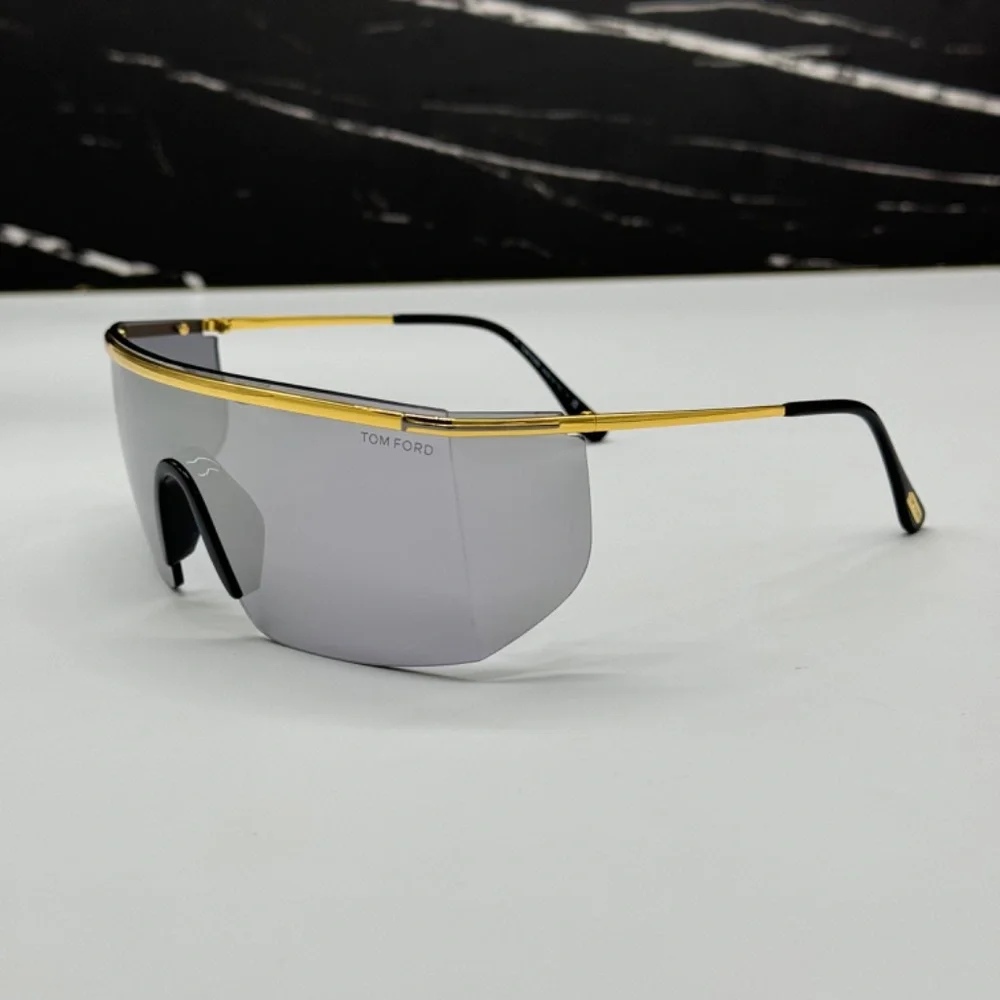 NEW TOM FORD TF980 30C UNISEX SUNGLASSES TOM FORD PAVLOS-02 FT0980/S